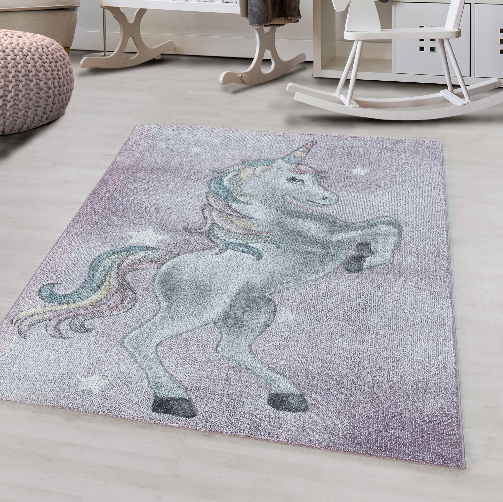 Violetter Kinderzimmer Teppich mit Einhornmotiv