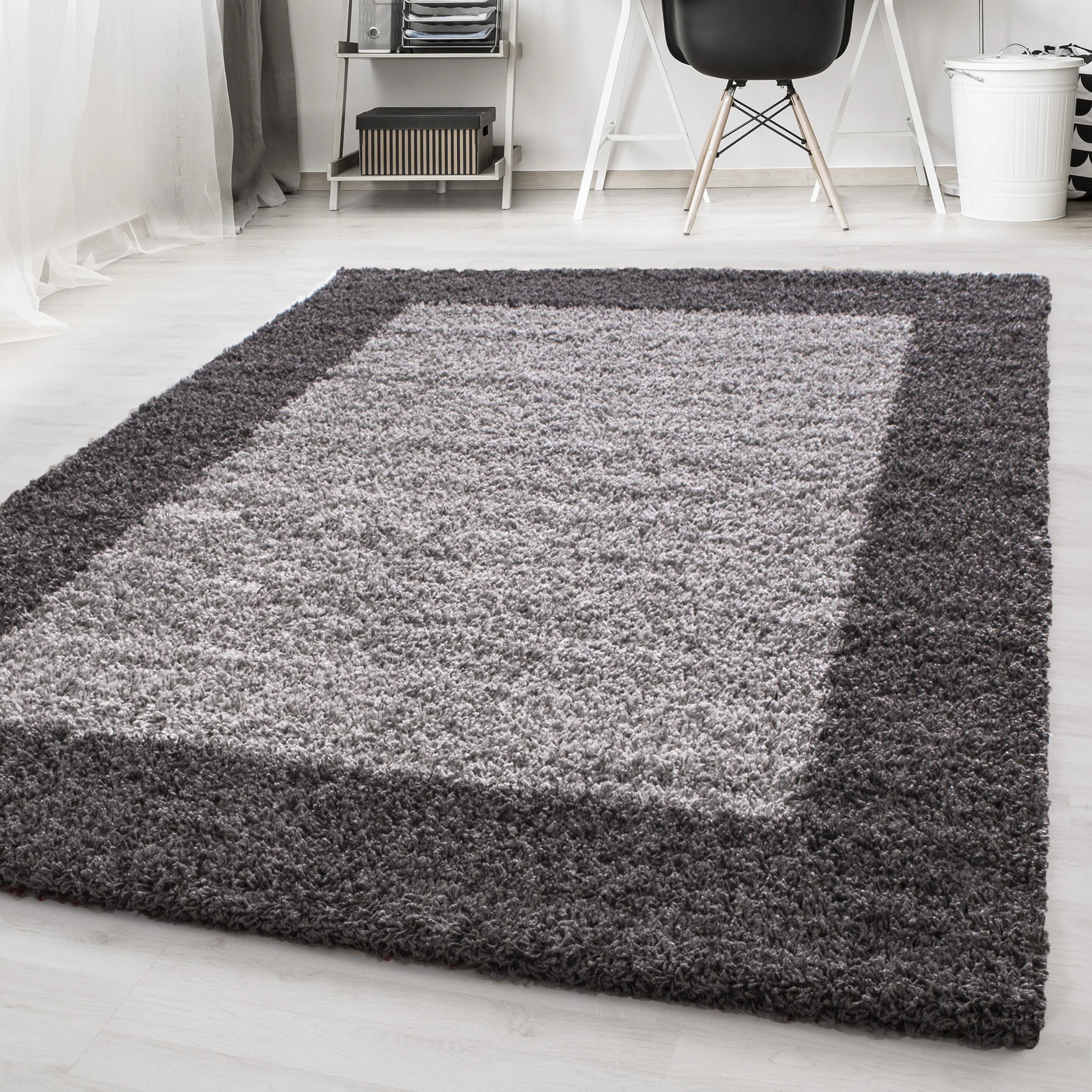 Hochflorteppiche, Bordüre Design, Farbe Grau, Teppich für Wohnzimmer, Rücken aus Jute