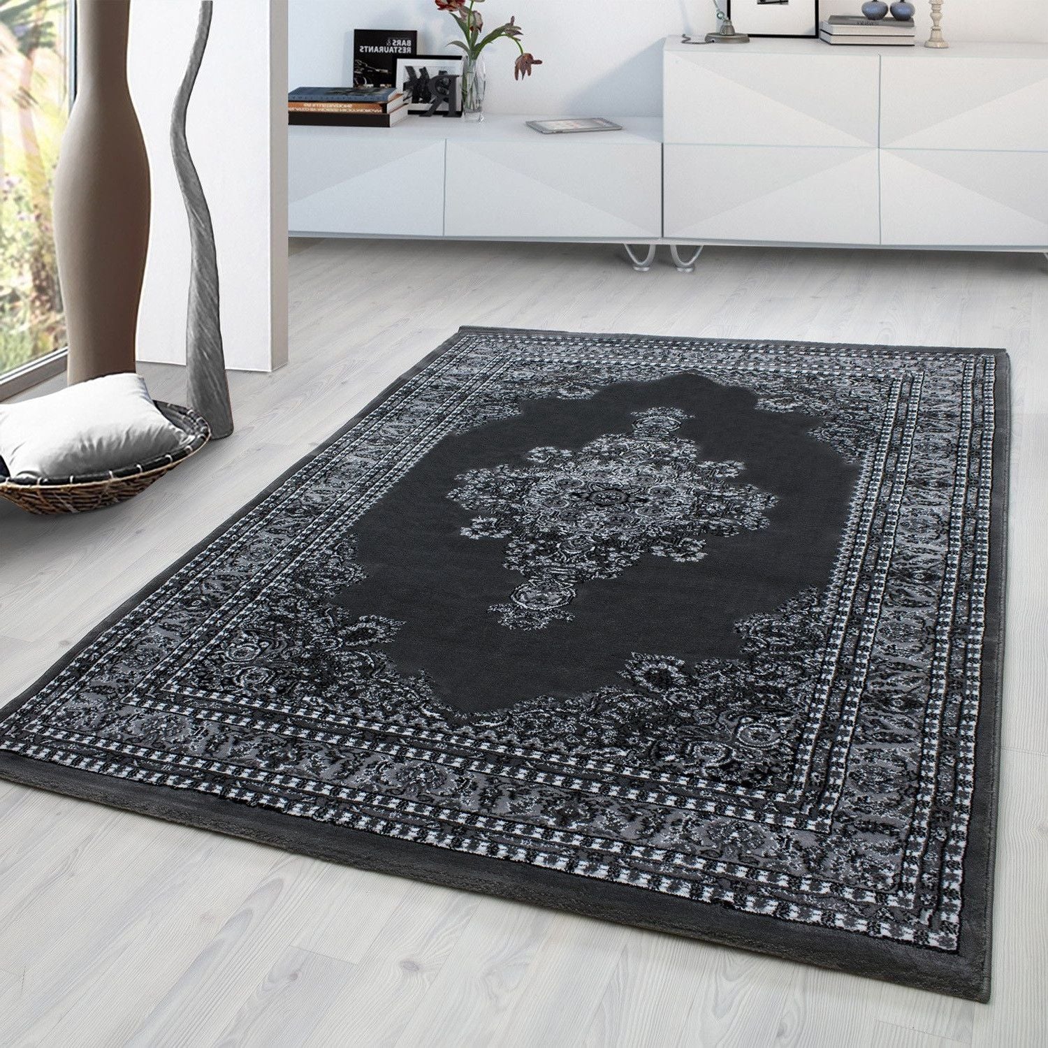 Marakkesh Orientteppich Grau – Zentrales Medaillon