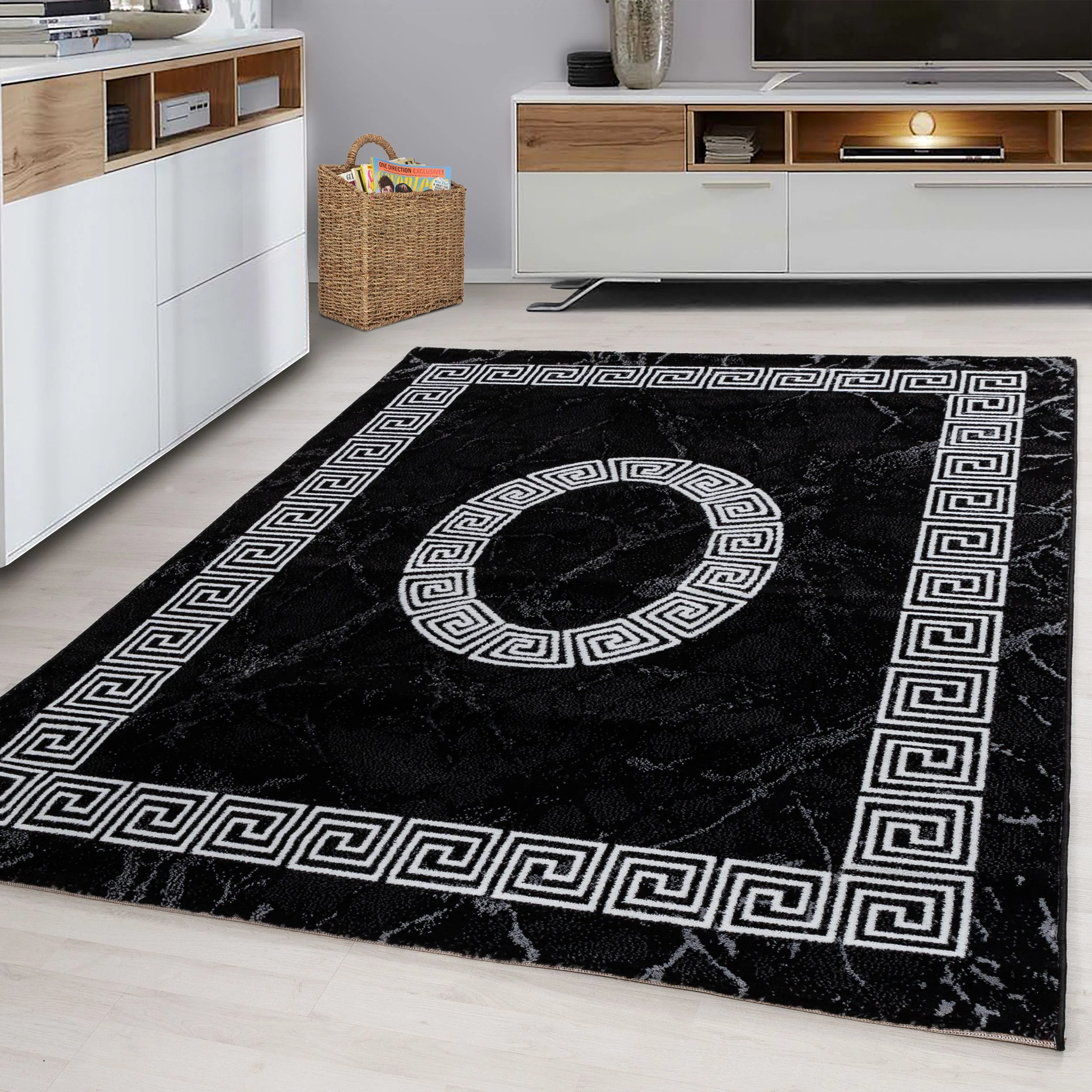 Plus Kurzflorteppich Schwarz – Mäander mit Mittelmotiv