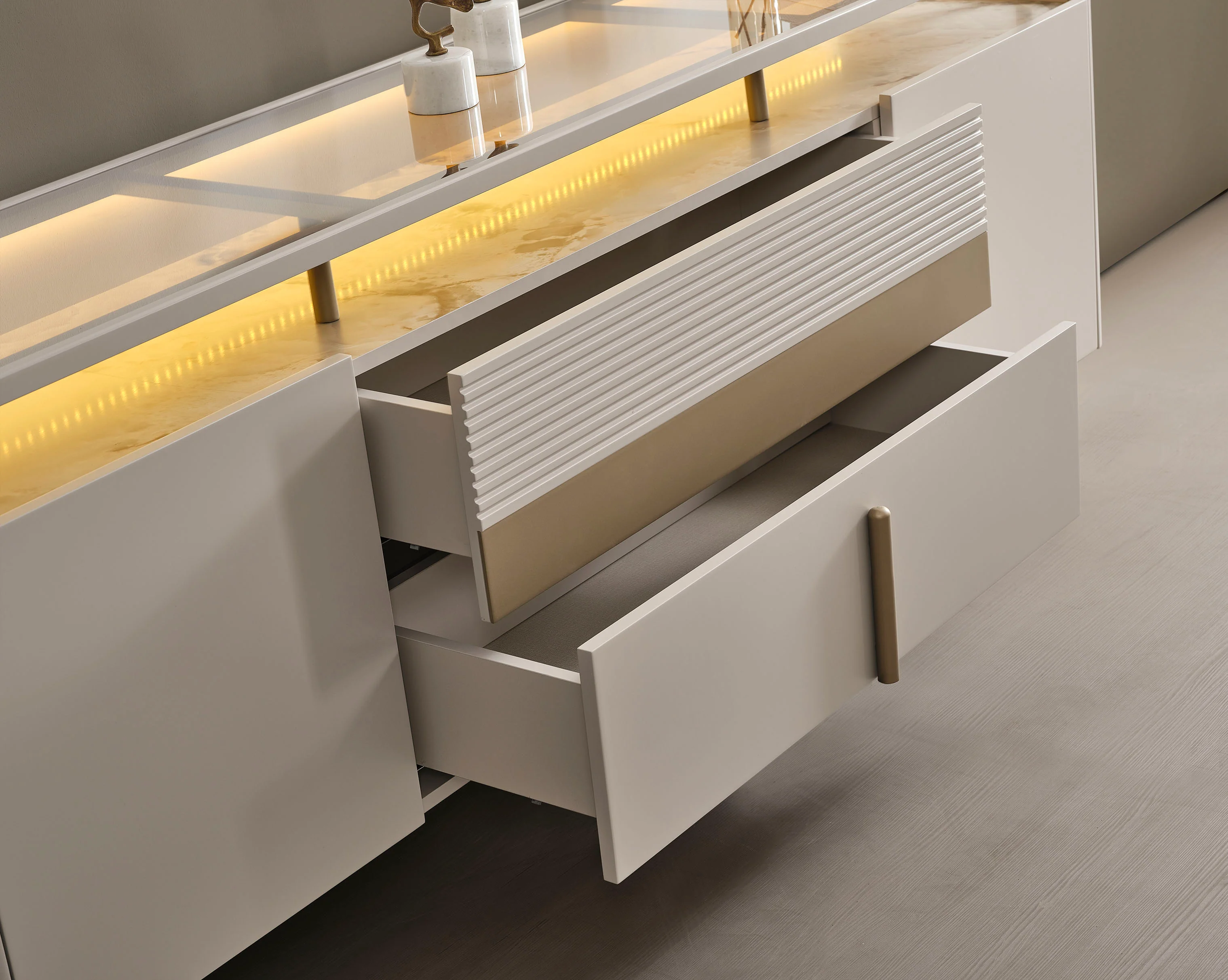 Vega Sideboard mit Spiegel - Image 2