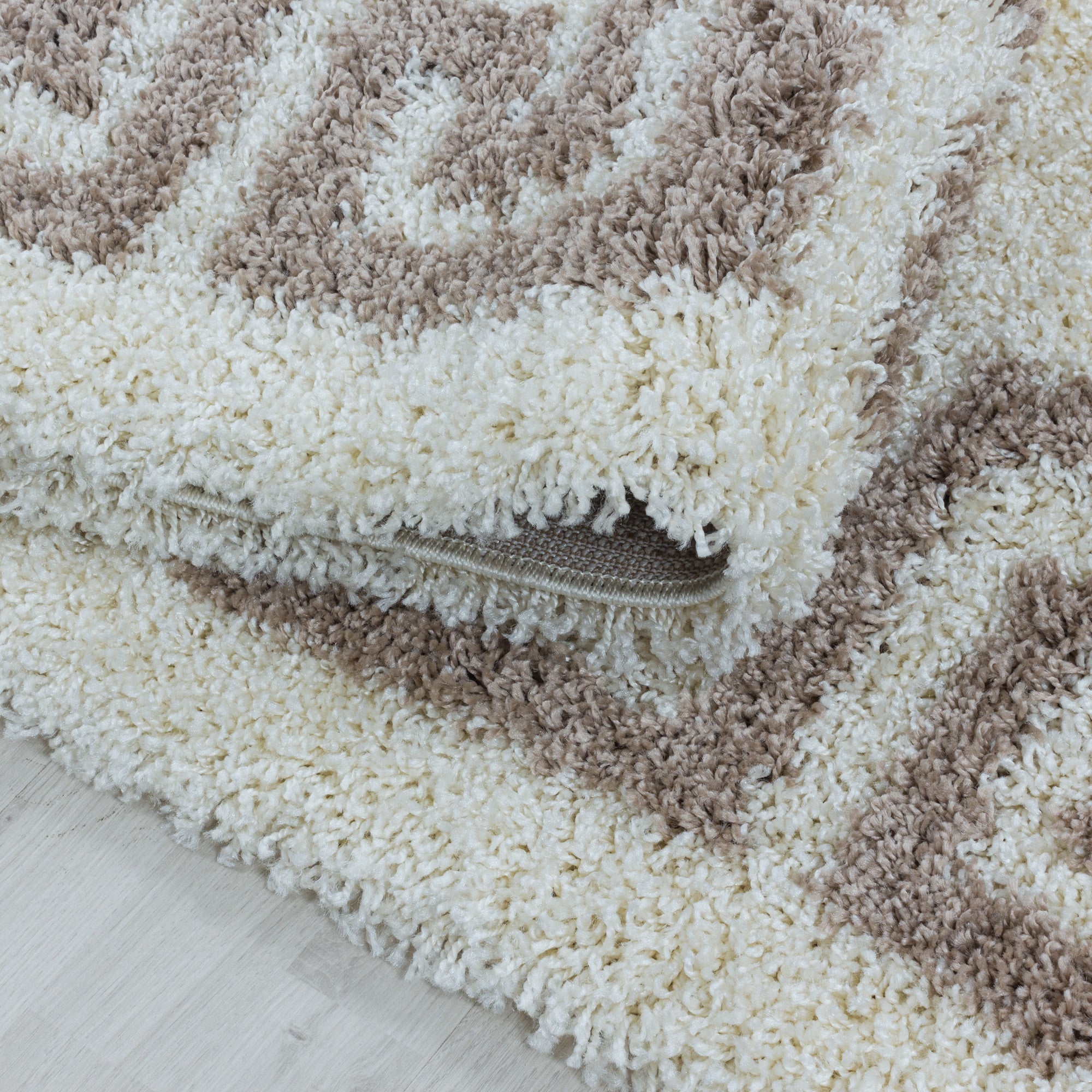 Hochflor Wohnzimmerteppich Beige | Antikes Muster - Image 6
