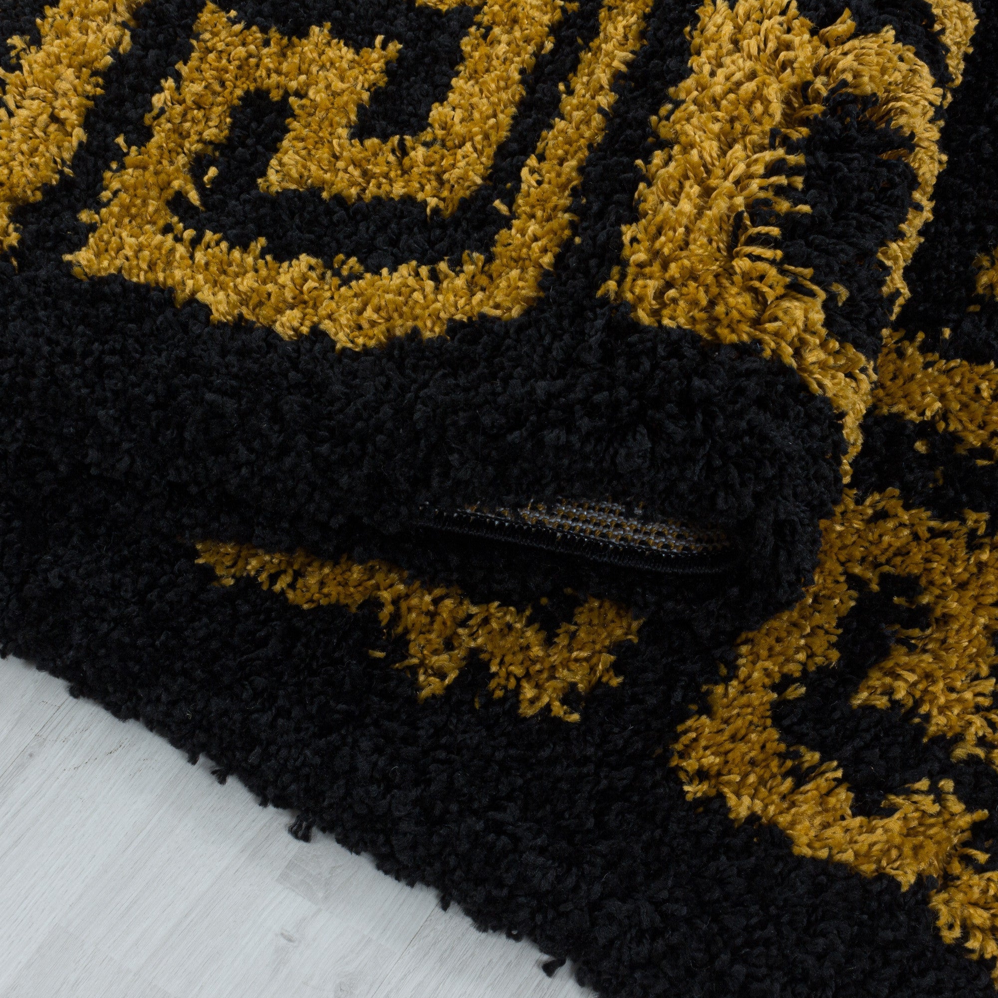 Hochflor Teppich Schwarz | Goldenes Muster - Image 6