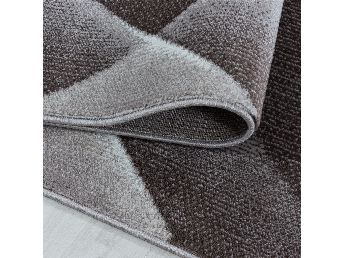 Kurzflor Teppich Braun | 3D Dreiecksmuster - Image 5